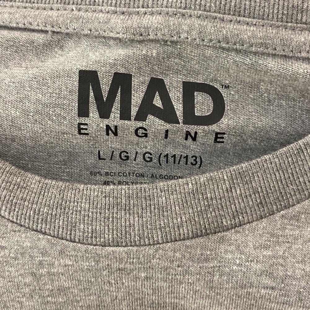 Mad Engine pullover - Picture 3 of 3